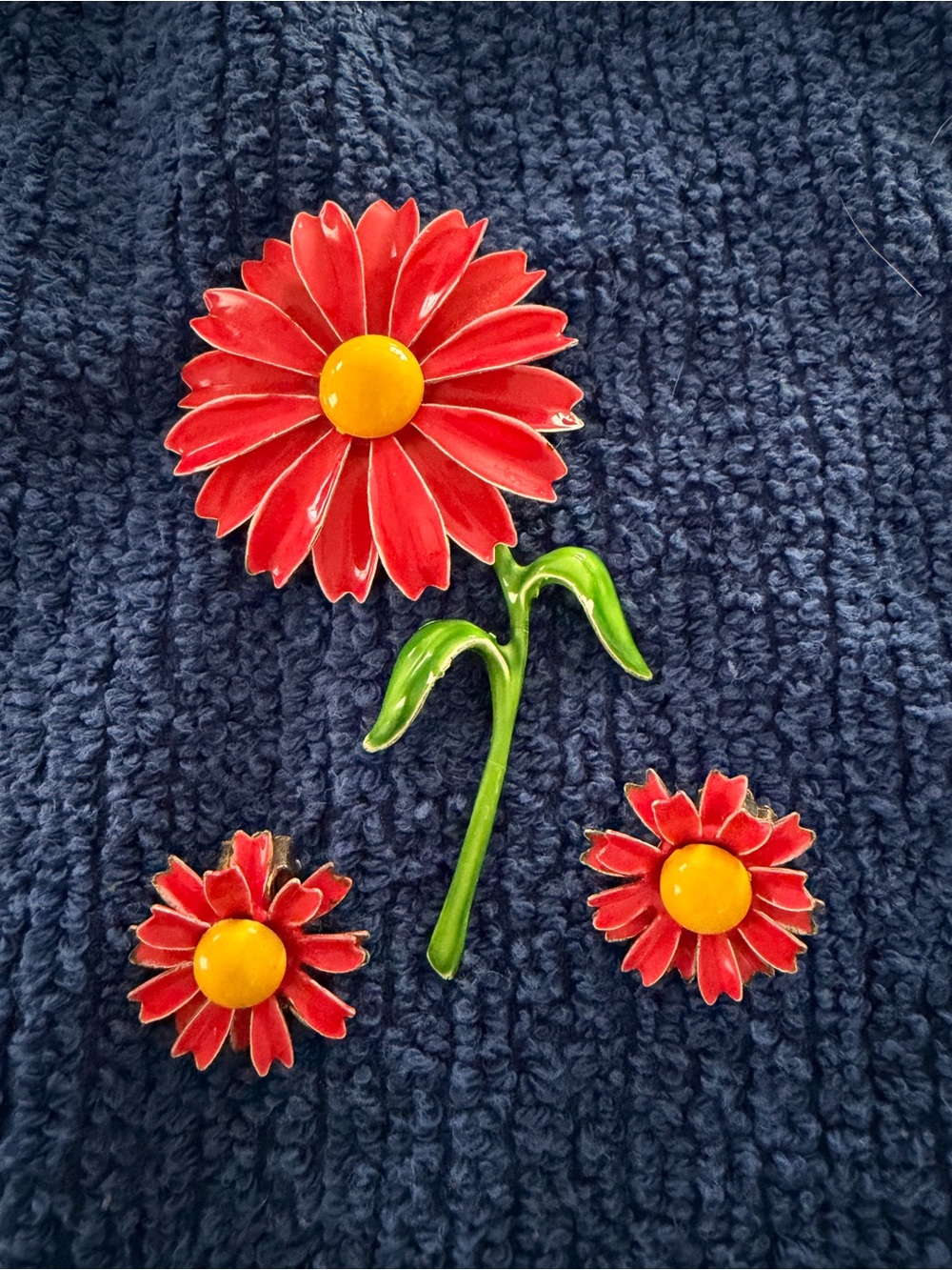 Vintage red and yellow enamel daisy Brooche and clip on earrings set